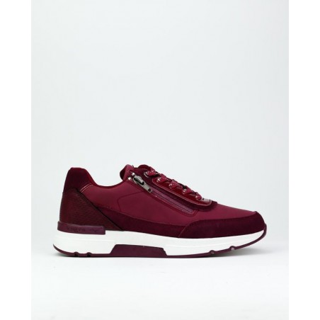 Deportivas de mujer...