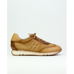 Deportivas de mujer...