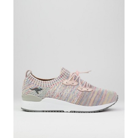 Deportivas de mujer...