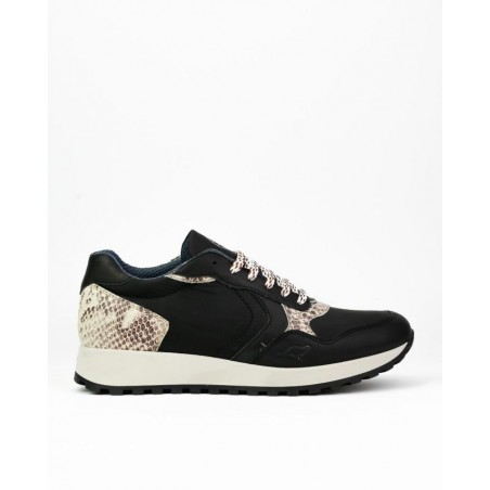 Deportivas de mujer...