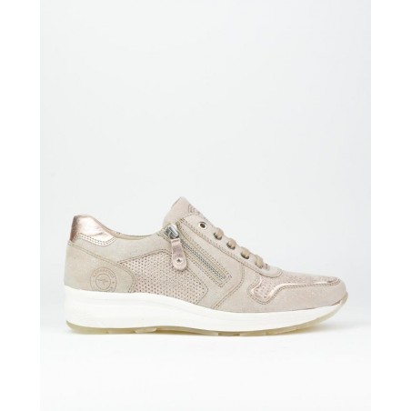 Deportivas de mujer...