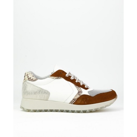 Deportivas de mujer...