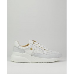 Deportivas de mujer...