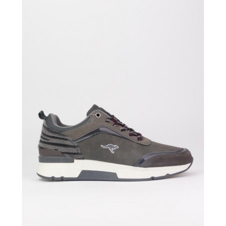 Deportivas de mujer...