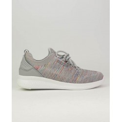 Deportivas de mujer...