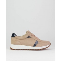 Deportivas de mujer...