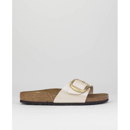 Sandalias de mujer...