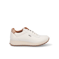 Deportivas de mujer...