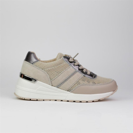 Deportivas de mujer...